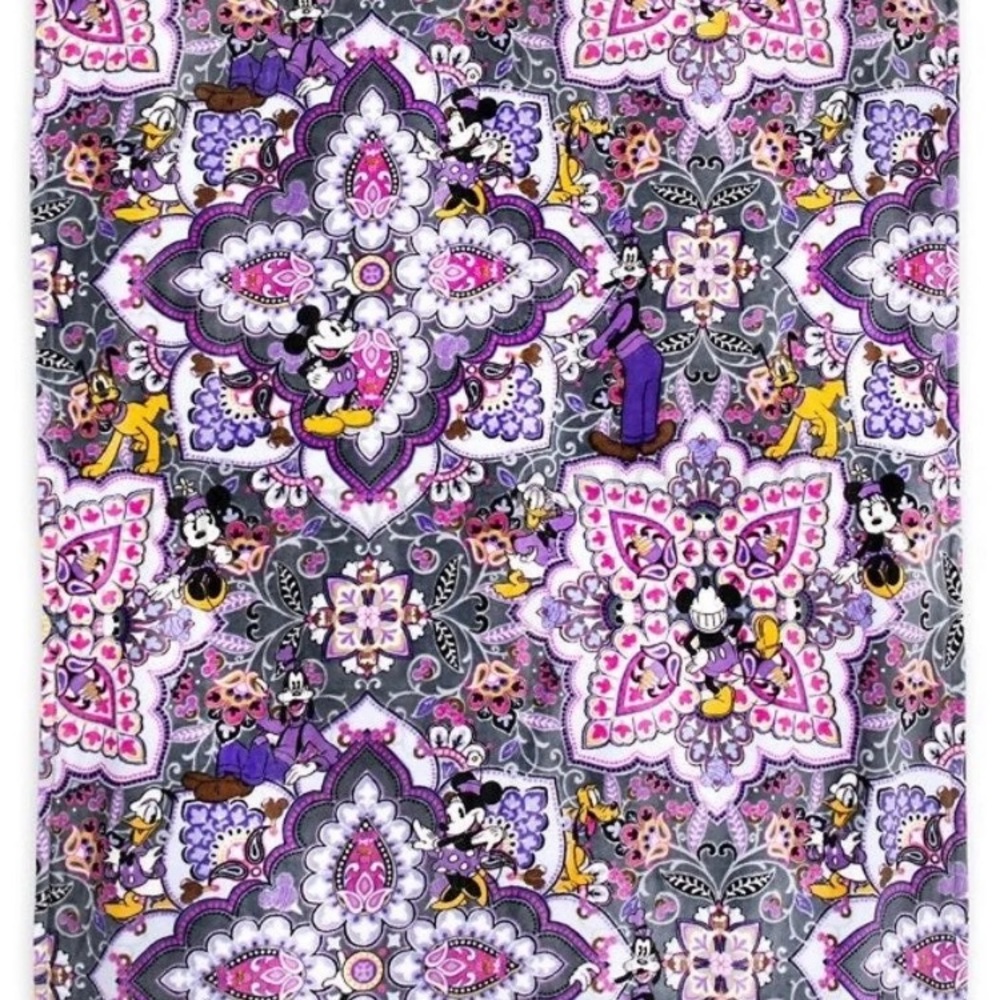 Vera Bradley Disney Mickey’s Sweet treats throw blanket NWT